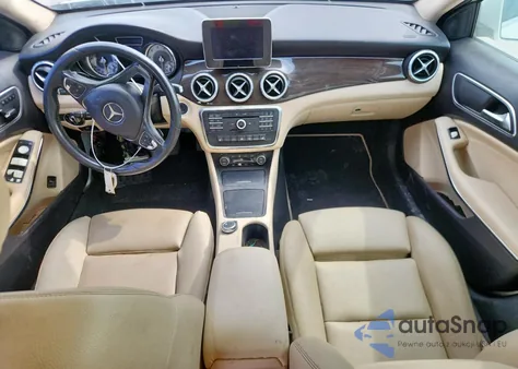 2016 Mercedes-Benz Gla 250 z USA, uszkodzony, nr VIN WDCTG4EB2GJ194796